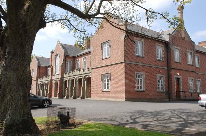 Dundalk Grammar School в Ірландії